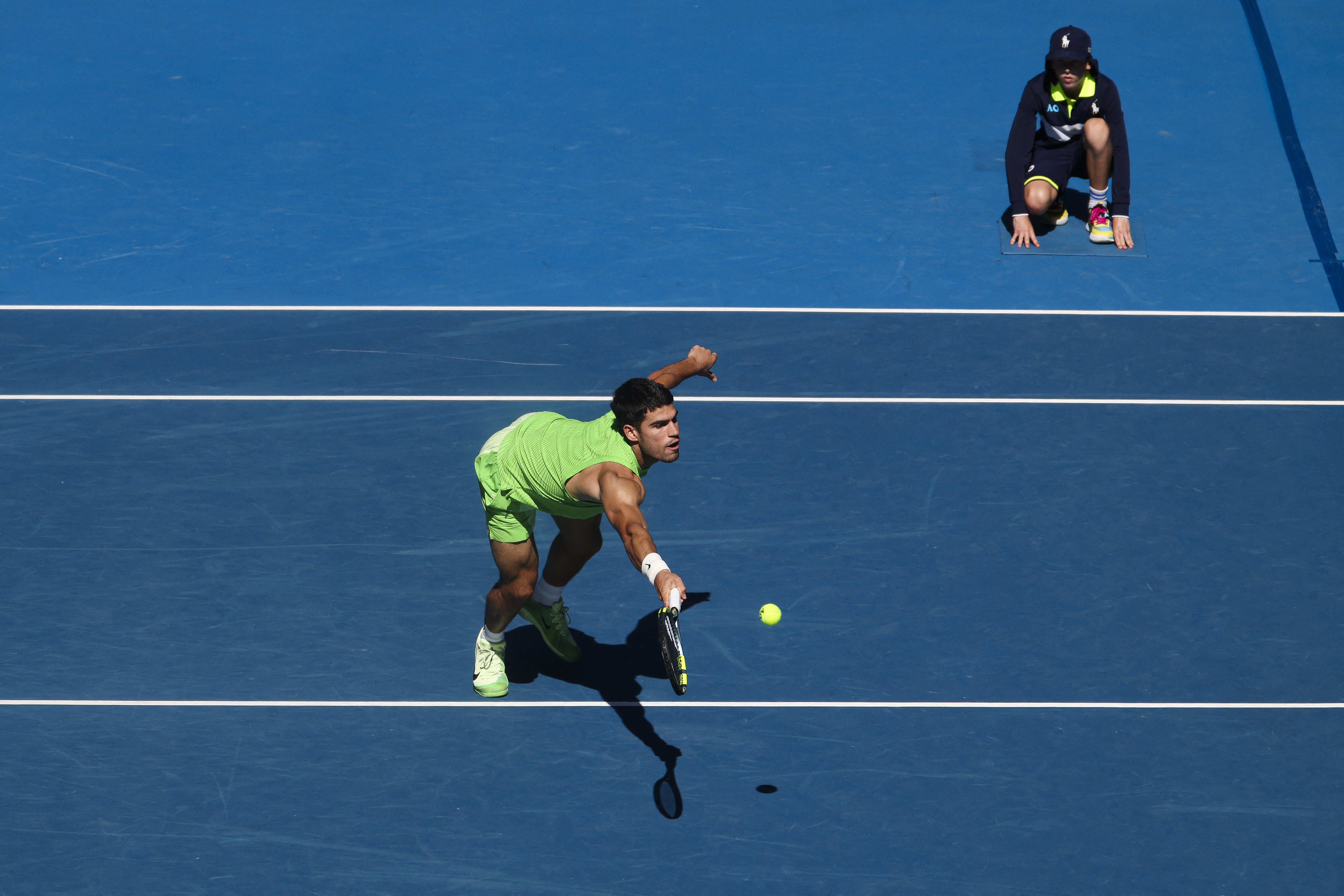Australian Open: implacabile Alcaraz, in semifinale trova Zverev