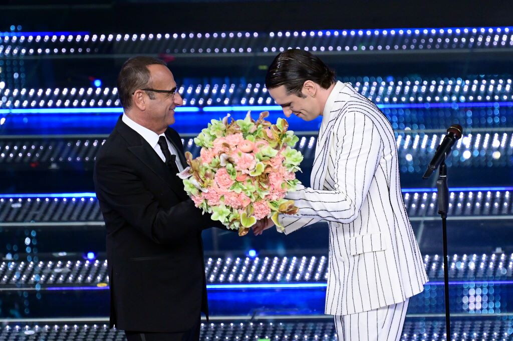 Achille Lauro torna a Sanremo: sarà co-conduttore della seconda serata con Conti e Pausini