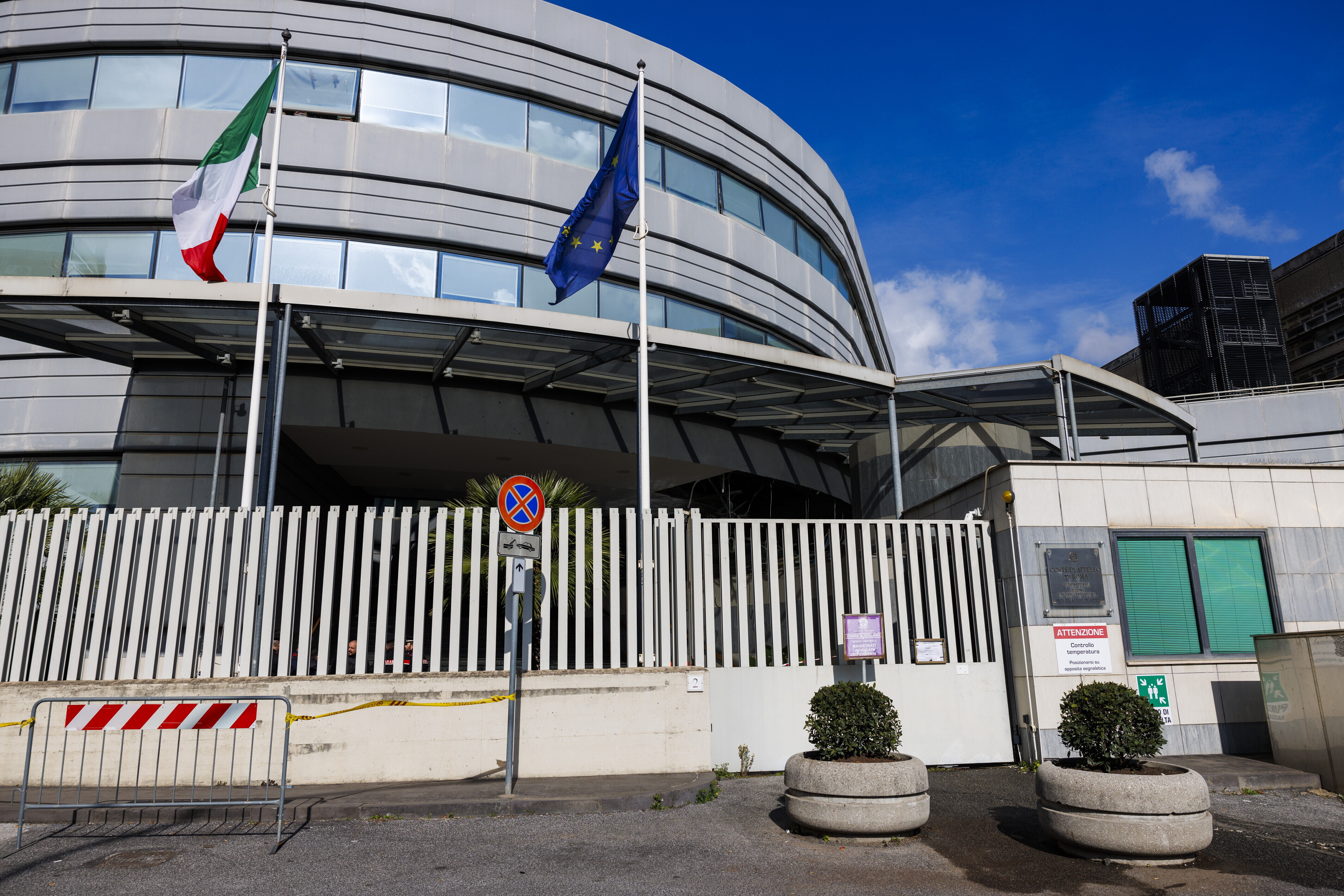 Il grido di dolore di Meliadò: "Mai come oggi le toghe appaiono vulnerabili"