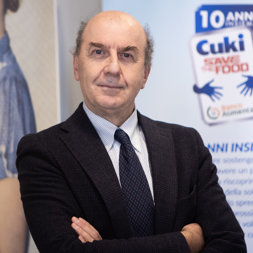 Cuki and Domopak return to Italy