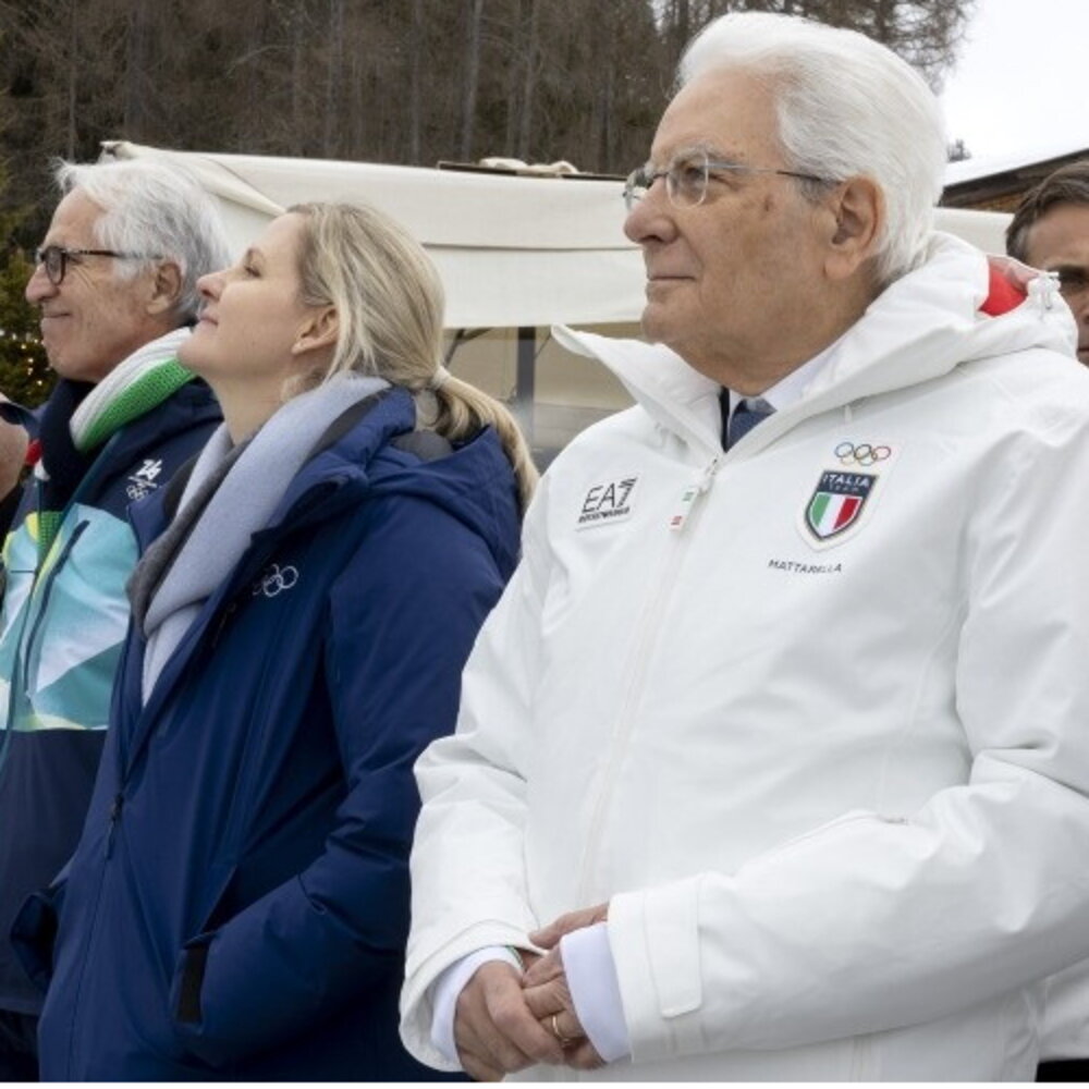 Mattarella in Cortina, cheering for the Super-G girls