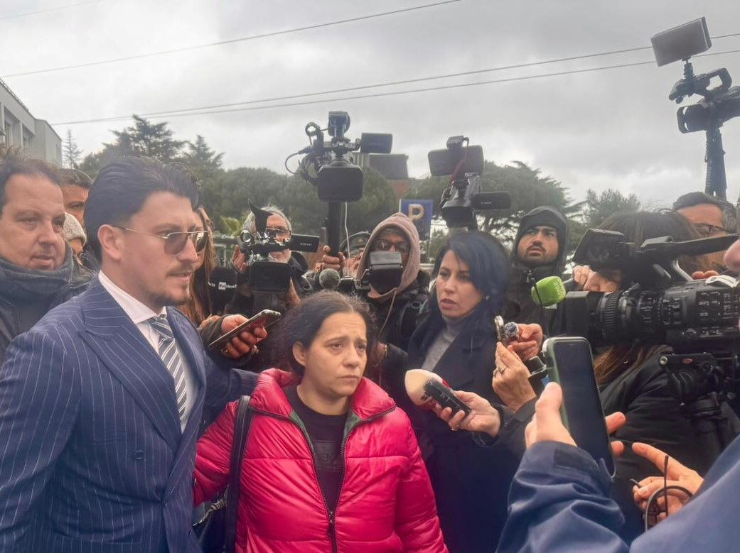 Meloni telefona alla madre del bimbo del Monaldi