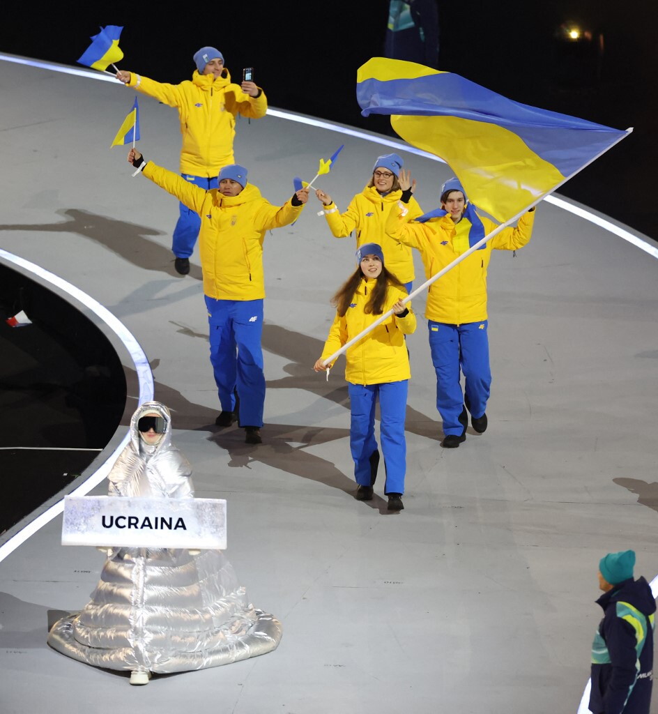 La donna che ha guidato la delegazione ucraina è russa: il gesto di Anastasia