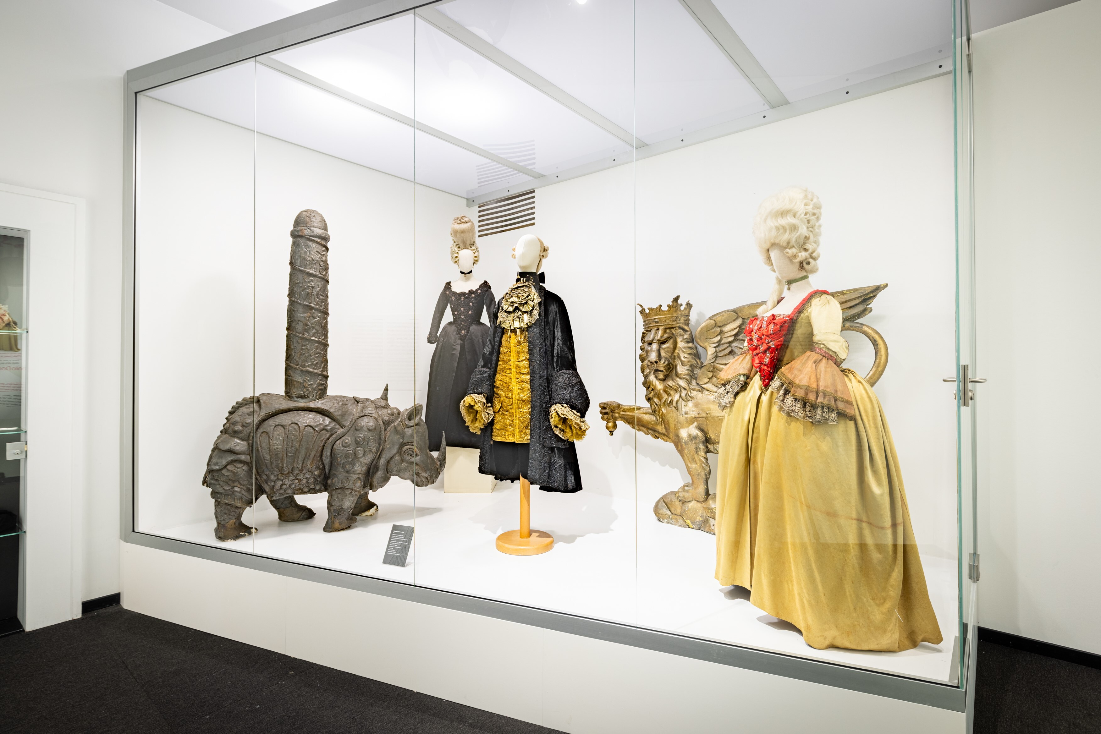 A Cinecittà gli incredibili costumi del Casanova di Federico Fellini