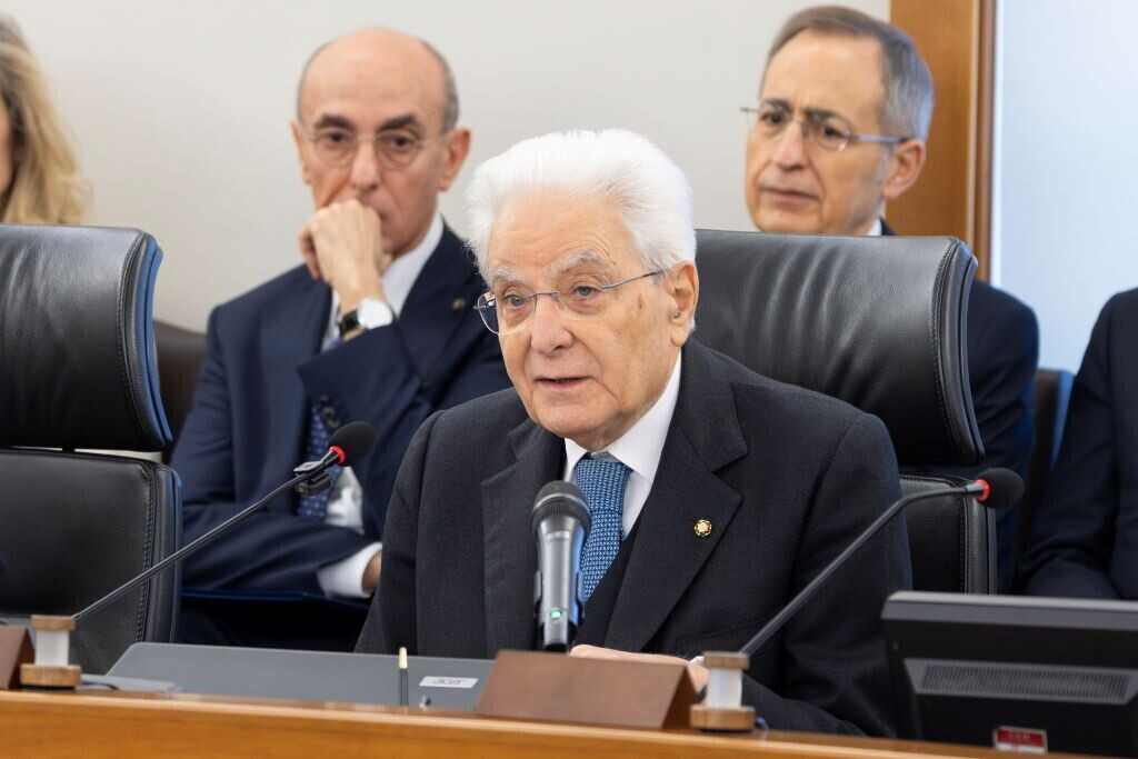 Mattarella: "Le Istituzioni rispettino il Consiglio Superiore della Magistratura"