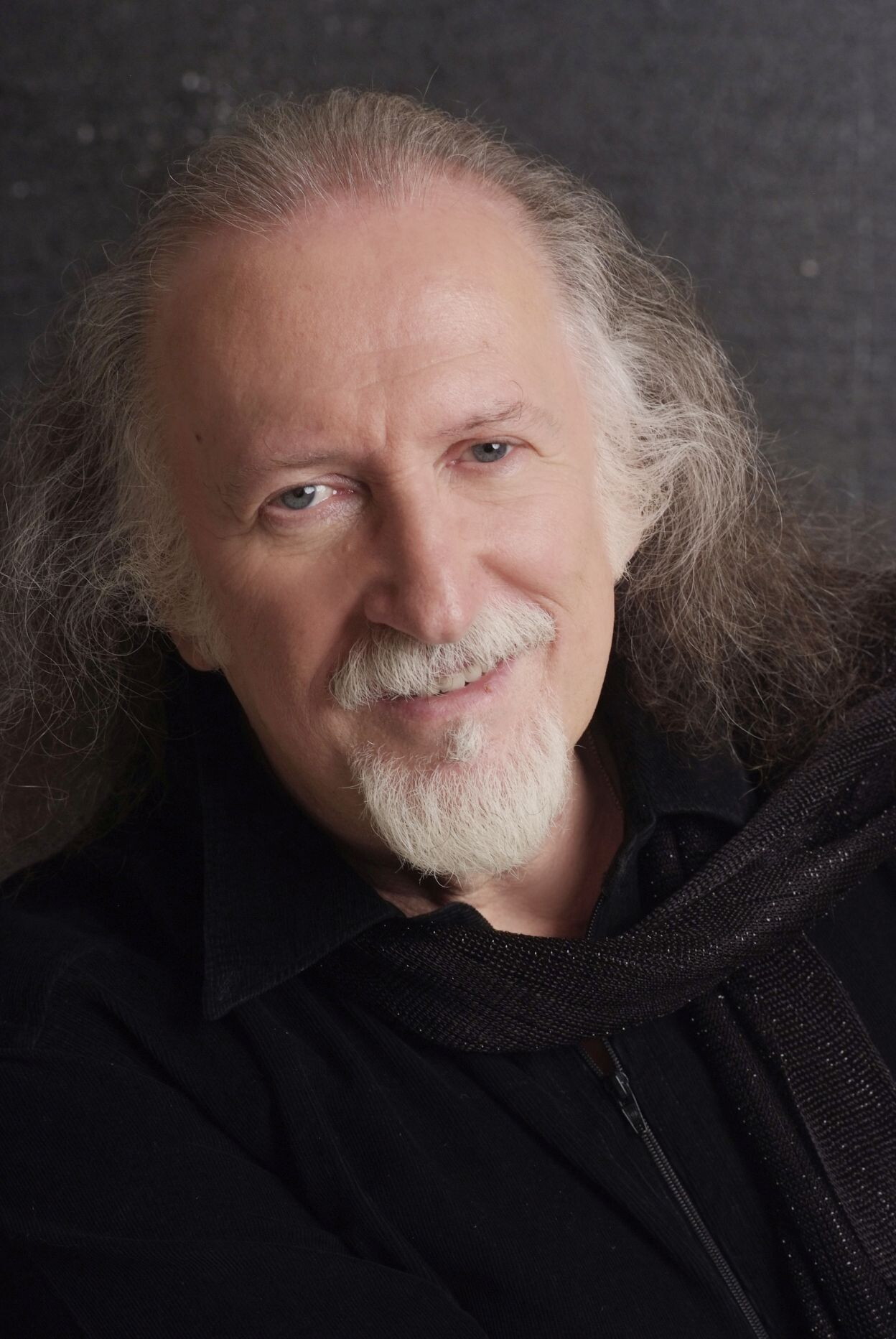 Piero Cassano: “Grato per il premio alla carriera e a Sanremo torniamo a dare più spazio all’arte"