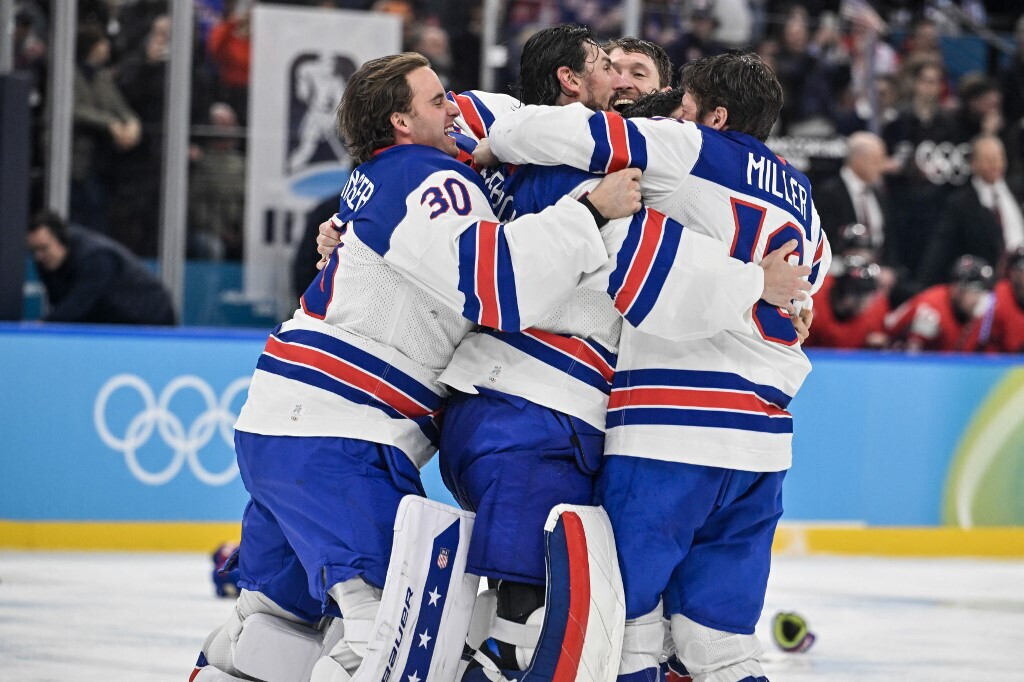 Usa nella storia: oro olimpico nell’hockey. Battuto il Canada