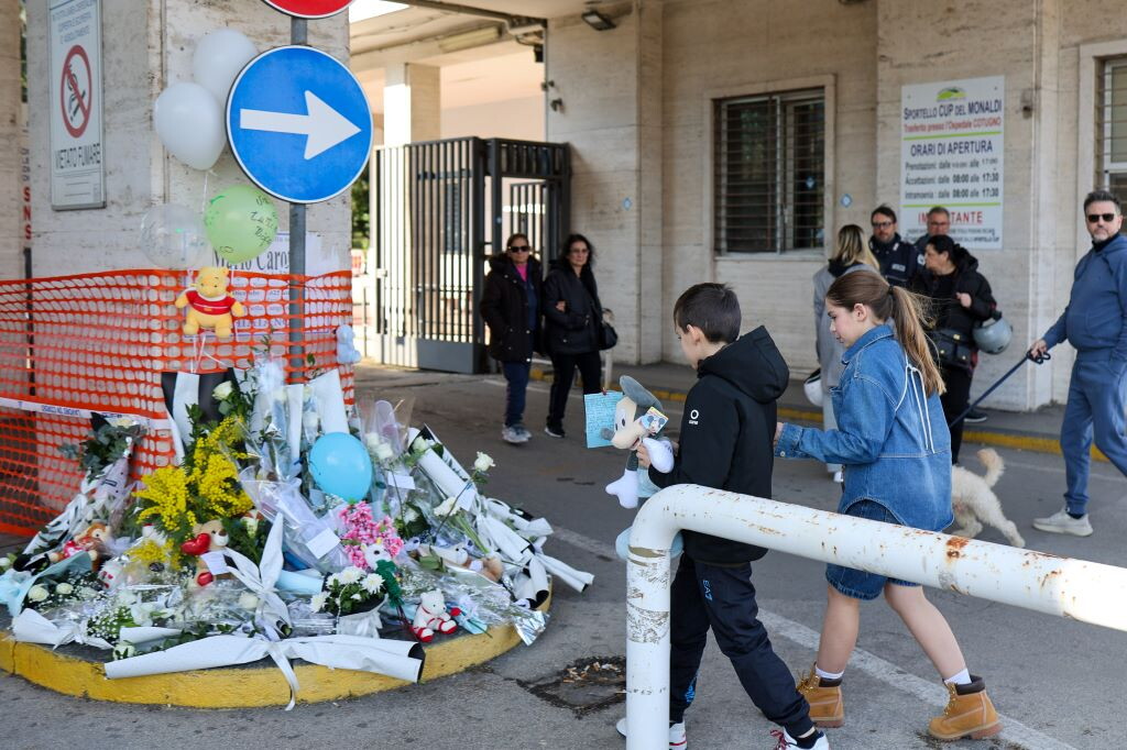 Domenico, c'è un settimo indagato. La madre: "Scopriremo tutto"