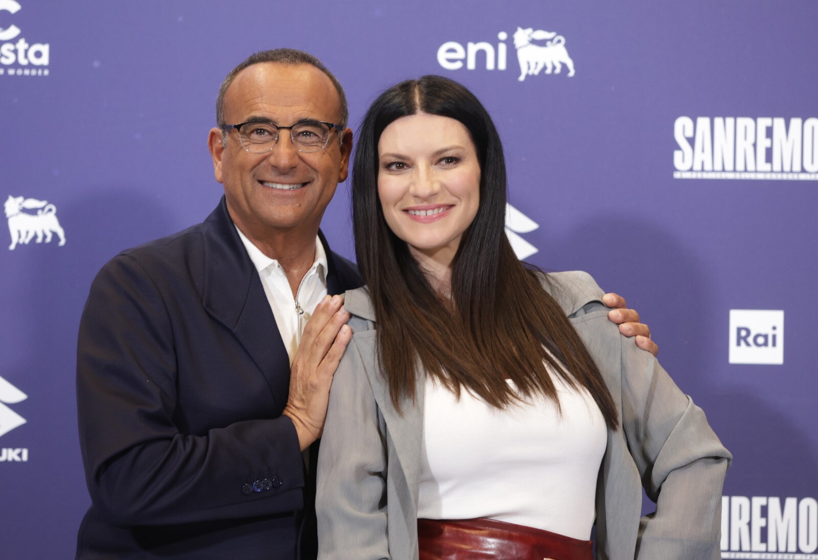 Guida alla prima serata: orari, cantanti, ospiti e conduttori di stasera