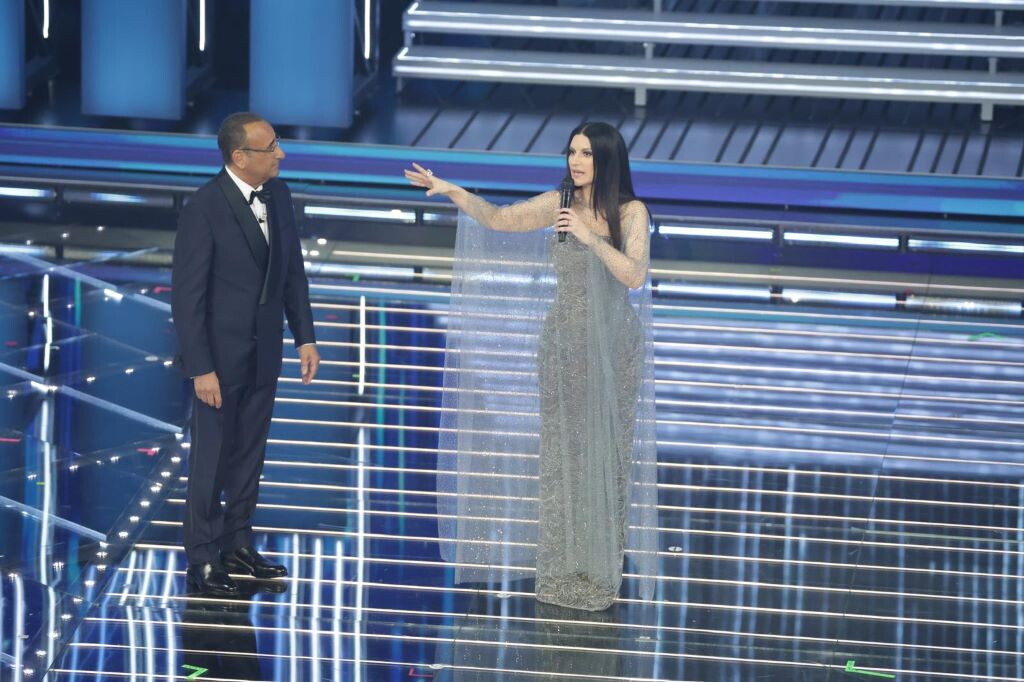 Sanremo: il programma della seconda serata, 15 i big in gara