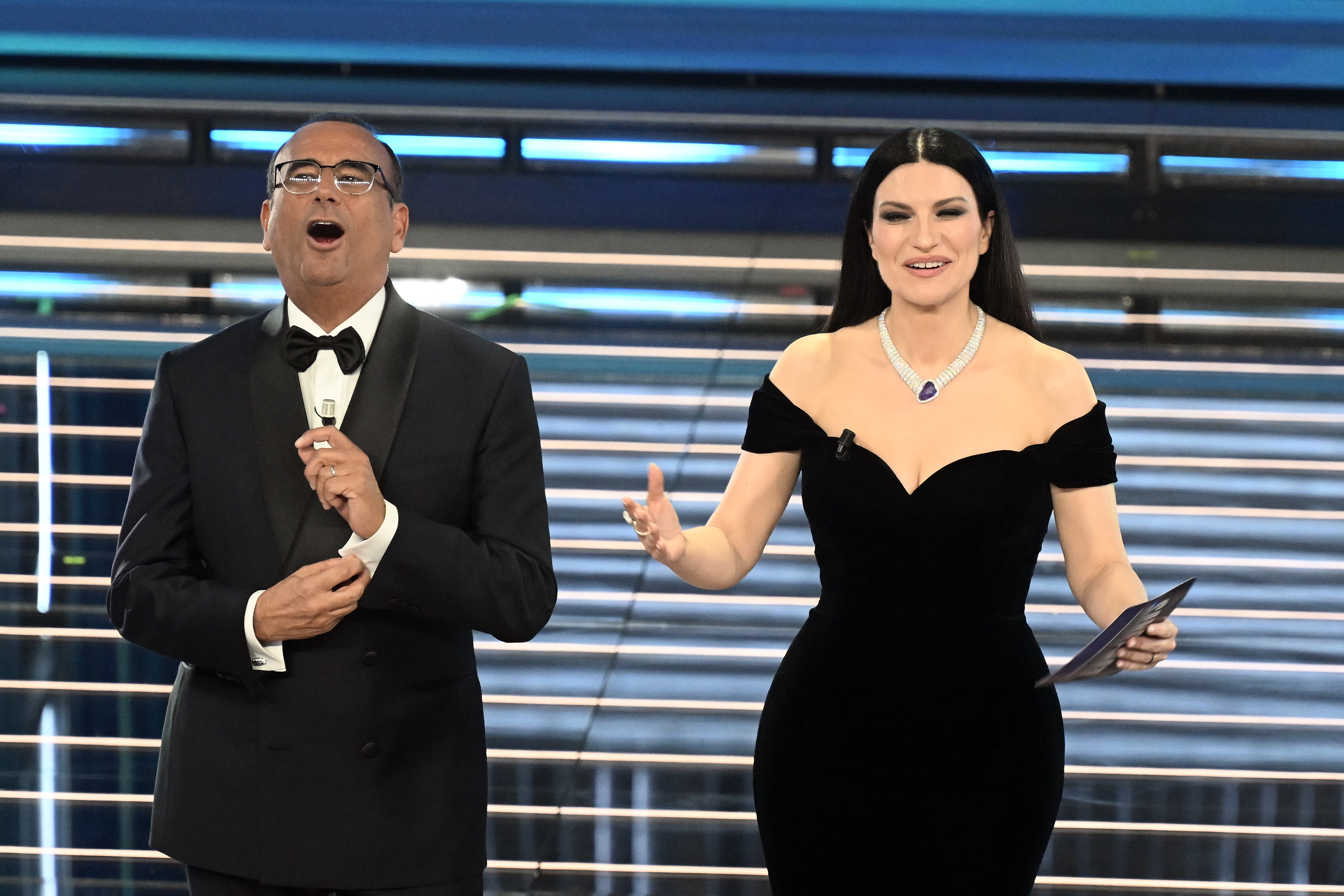 Cosa succede al nostro cervello mentre guardiamo Sanremo