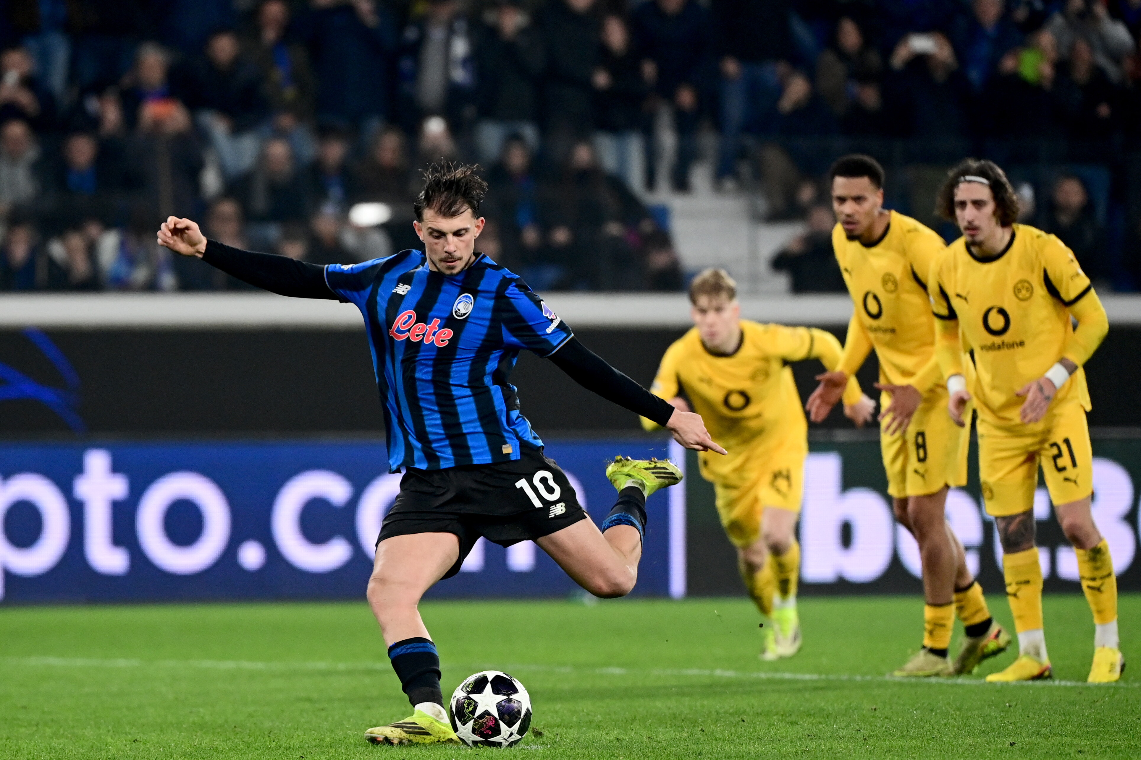 Impresa dell' Atalanta, 4-1 al Borussia e va agli ottavi di Champions