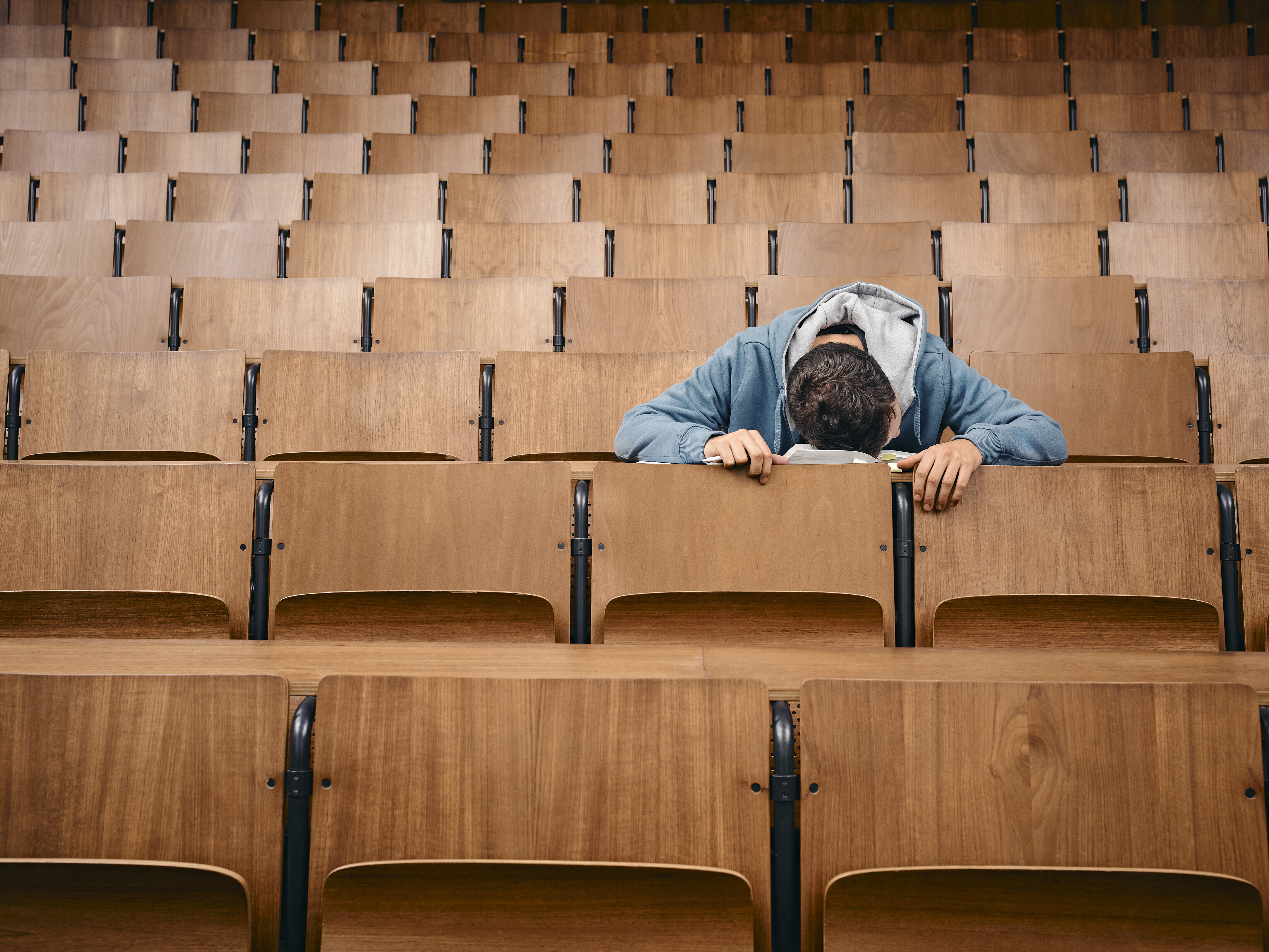 La rivincita dei pigri, andare a scuola tardi migliora i voti