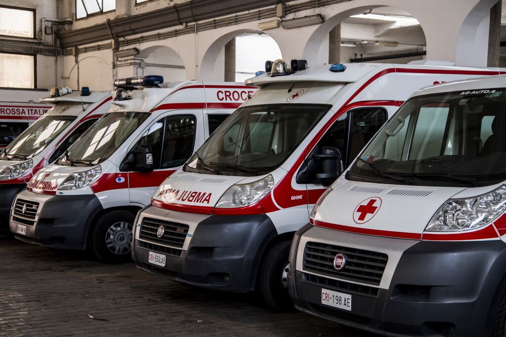 Anziani morti in ambulanza: il numero dei casi sospetti sale a otto