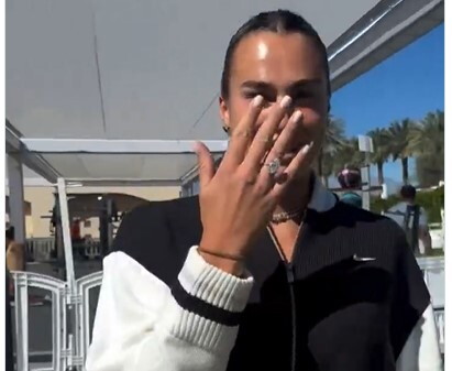 Tennis e amore: Sabalenka a Indian Wells in campo col 'brillocco'