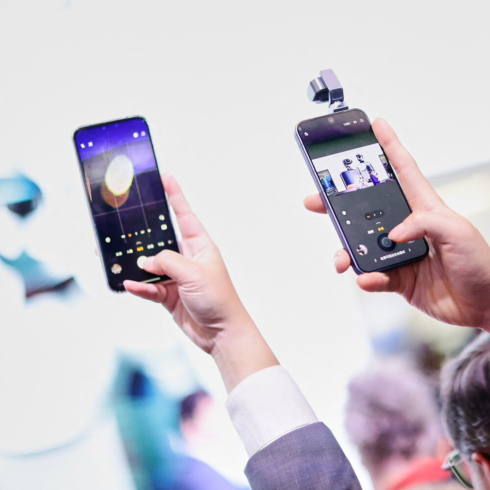 AI in the smartphone changes phase: from gadget to personal assistant