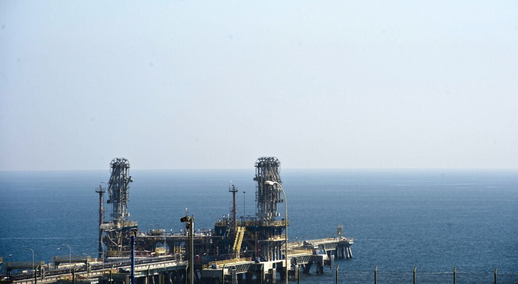 Europa e Asia si contendono il gas con Hormuz bloccato