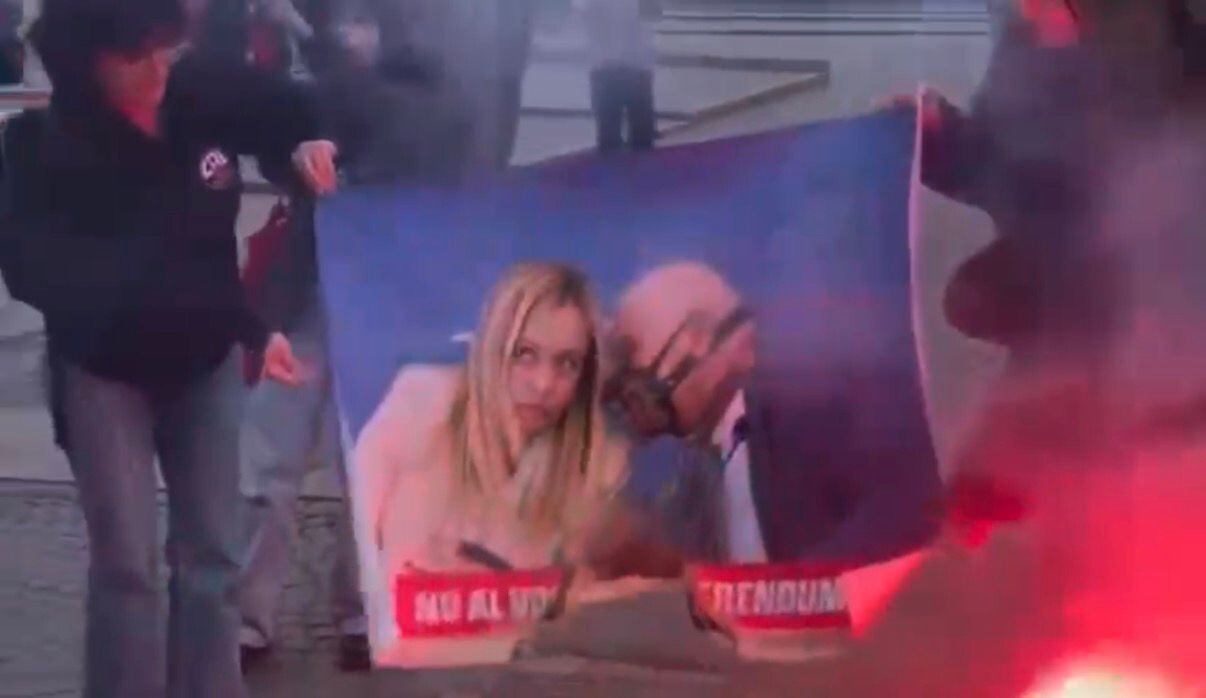 Corteo a Roma per il no al referendum, bruciata un’immagine di Meloni con Nordio. L’appell…