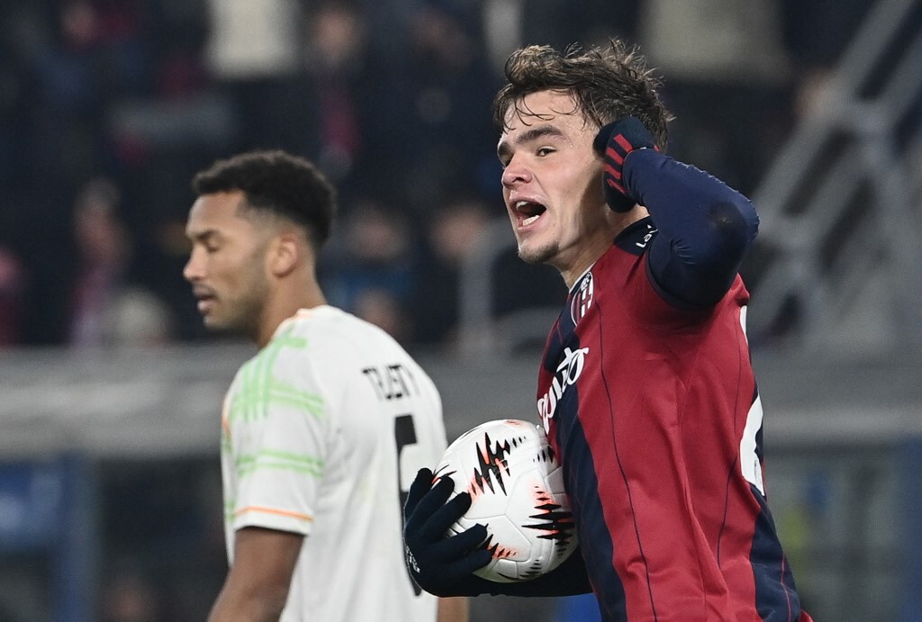 Sassuolo-Bologna 0-1, Dallinga decide il derby emiliano