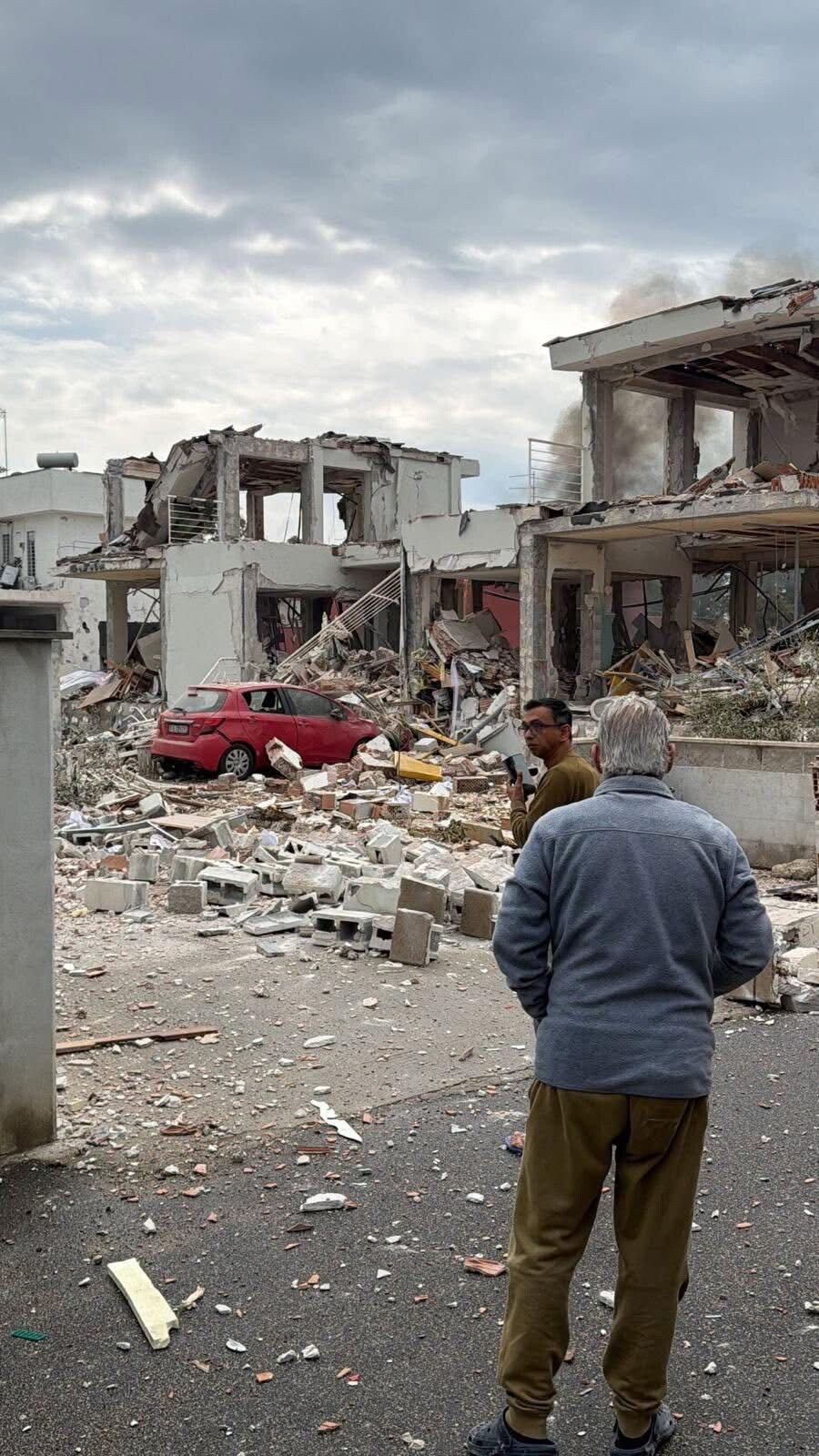 Esplosione di gas a Roma: crolla una palazzina a Piana del Sole, 2 feriti gravi