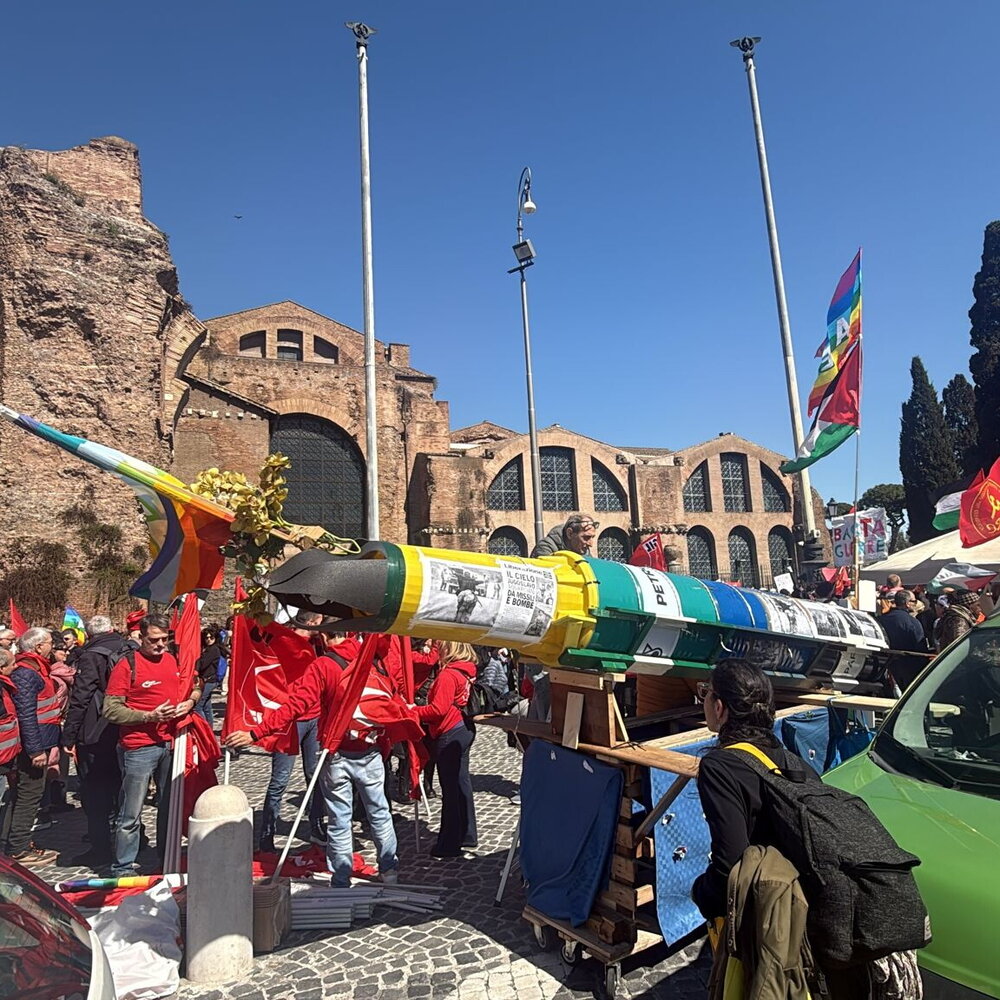 'No Kings', a Roma il corteo contro Donald Trump