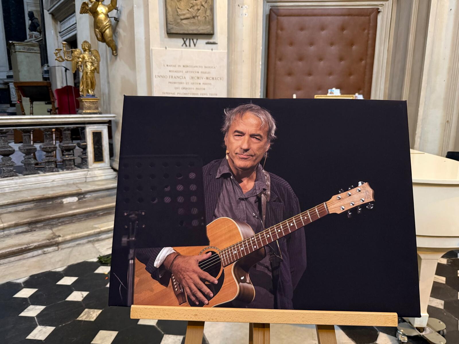 Addio a David Riondino: l’ultimo abbraccio tra arte, poesia e ‘Maracaibo’