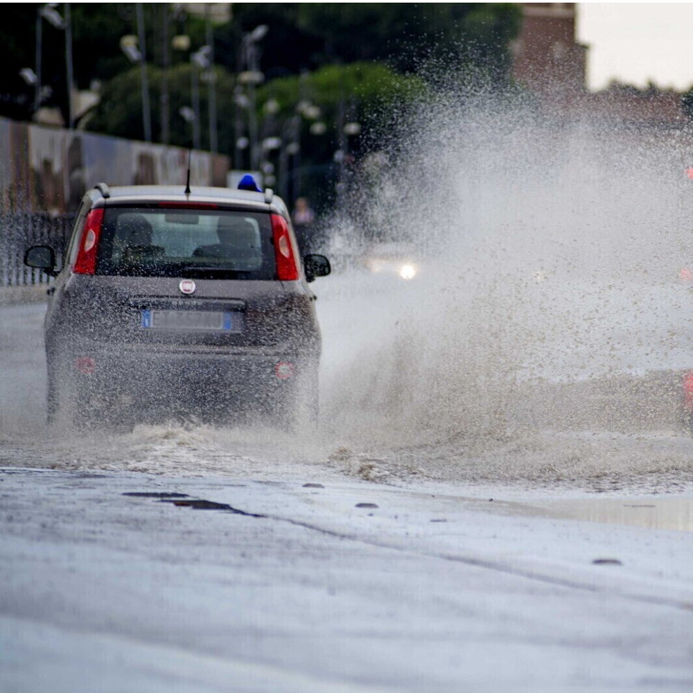 Nubifragi e rischio esondazioni: emergenza tra Abruzzo e Puglia