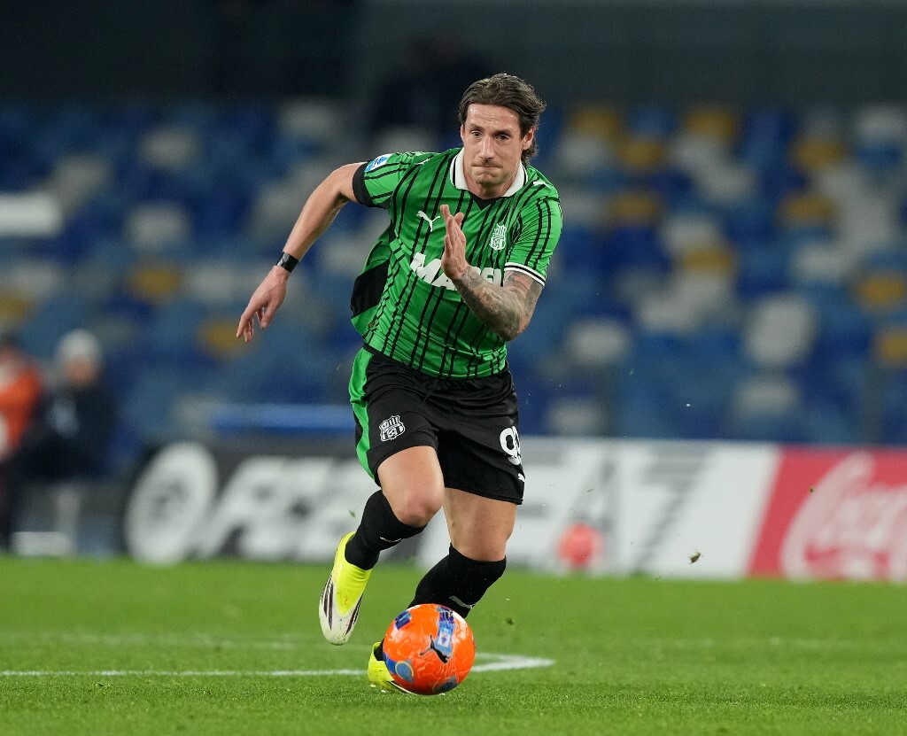 Il Sassuolo batte il Cagliari 2-1 in rimonta e blinda la salvezza