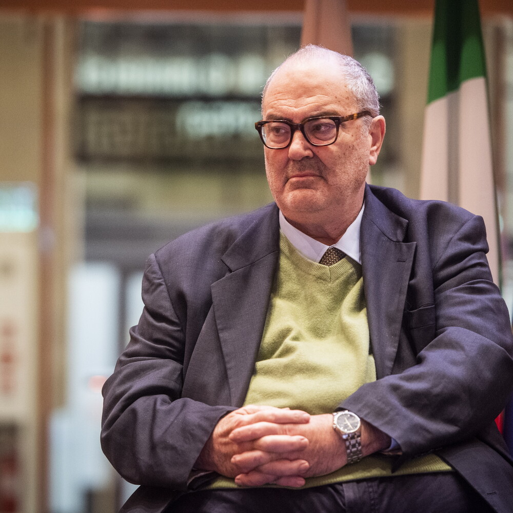 "The centre-left gets out of the premiership swamp". Bettini’s recipe