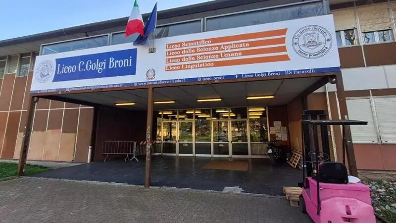 Amianto in un liceo del Pavese. Petizione dei genitori: "Abbiamo paura per i nostri figli"