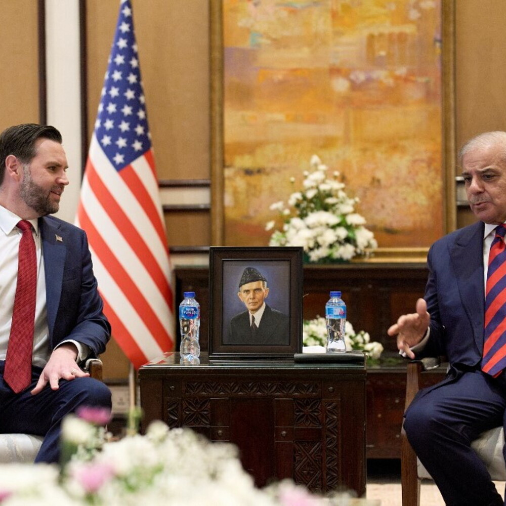 Anteprima: I colloqui a Islamabad vanno avanti, su Hormuz "forte disaccordo" Iran-Usa. Trump: "Comun…