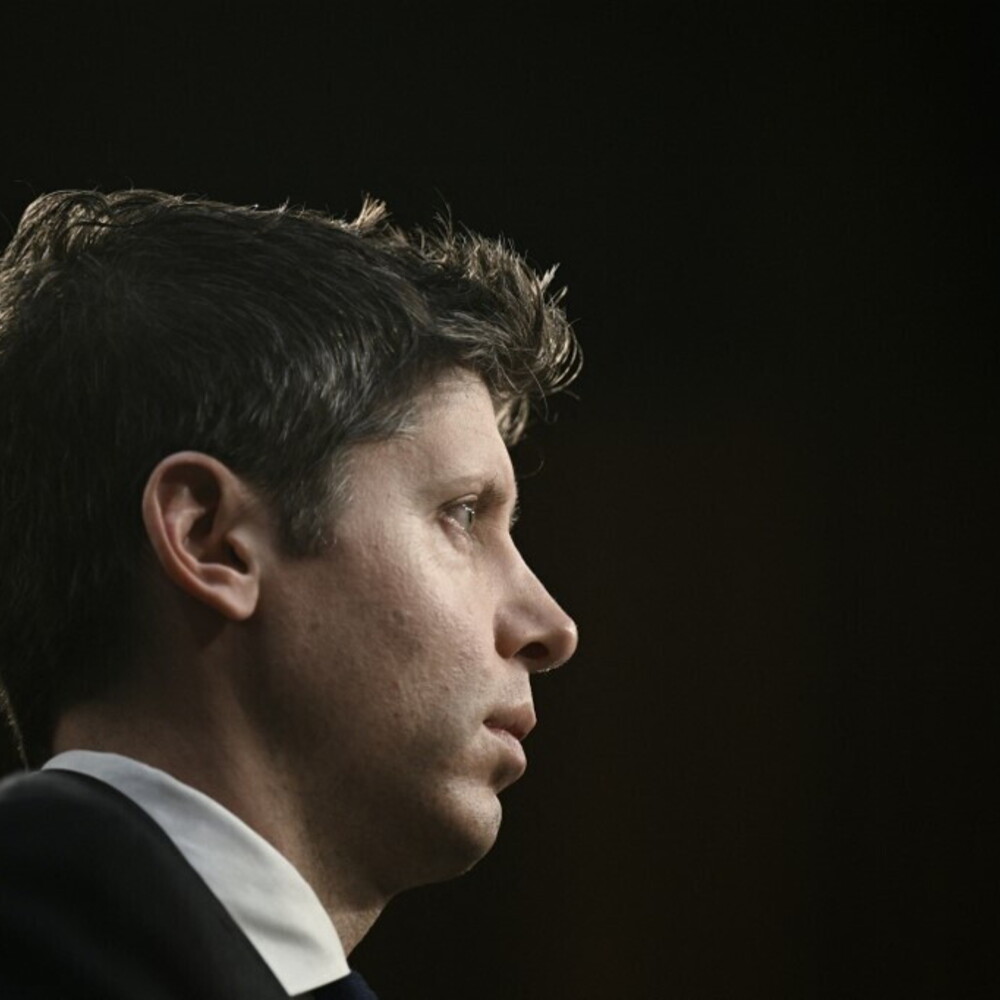 Anteprima: Una molotov contro l'abitazione di Sam Altman
