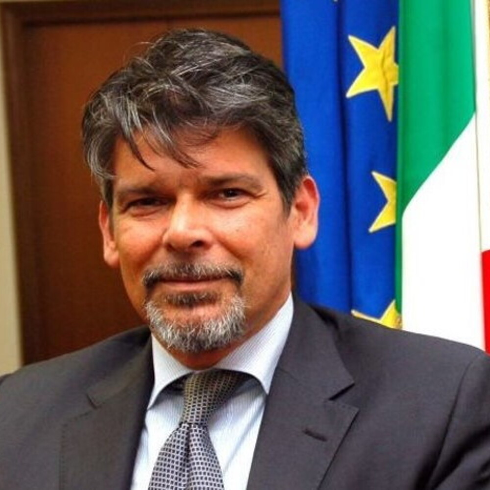 A gynecologist at the Court of Auditors, Pd-M5s-Avs ask Meloni for information