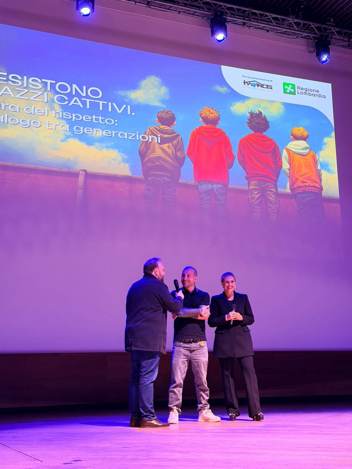 "Non esistono ragazzi cattivi". Tutto esaurito al Teatro dal Verme per il progetto di Caru...