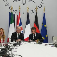 Teheran: "Hormuz reopened for the duration of the truce". The ‘Willing’ gathered in Par…