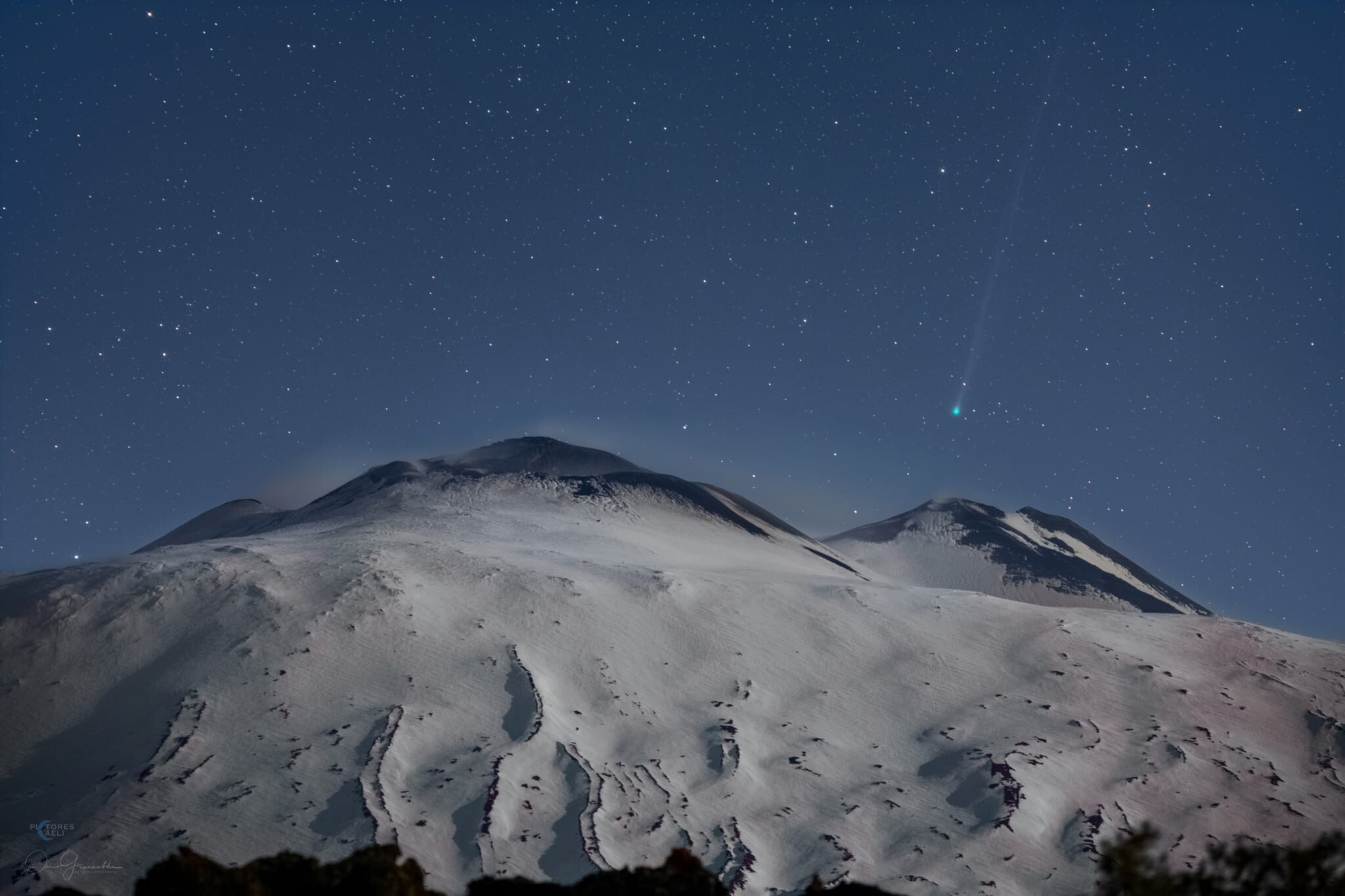 La cometa C/2025 R3 sorvola l'Etna, come e dove osservarla