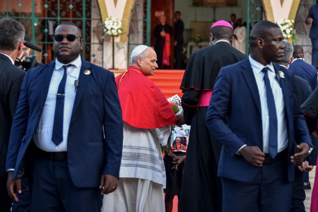 Il Papa a Saurimo, regno di povertà e diamanti