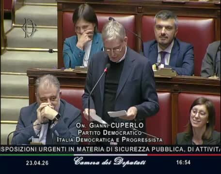 Cuperlo porta Cetto La Qualunque alla Camera