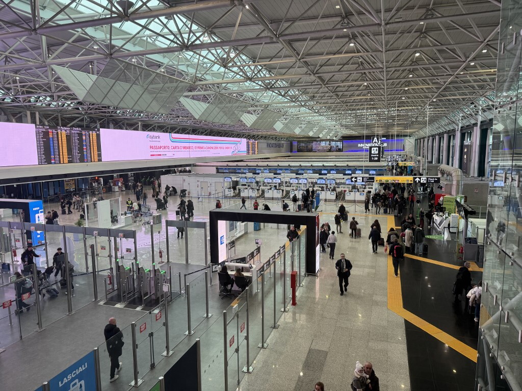 Meno risparmi ma più viaggi: come sta cambiando la spesa degli italiani?