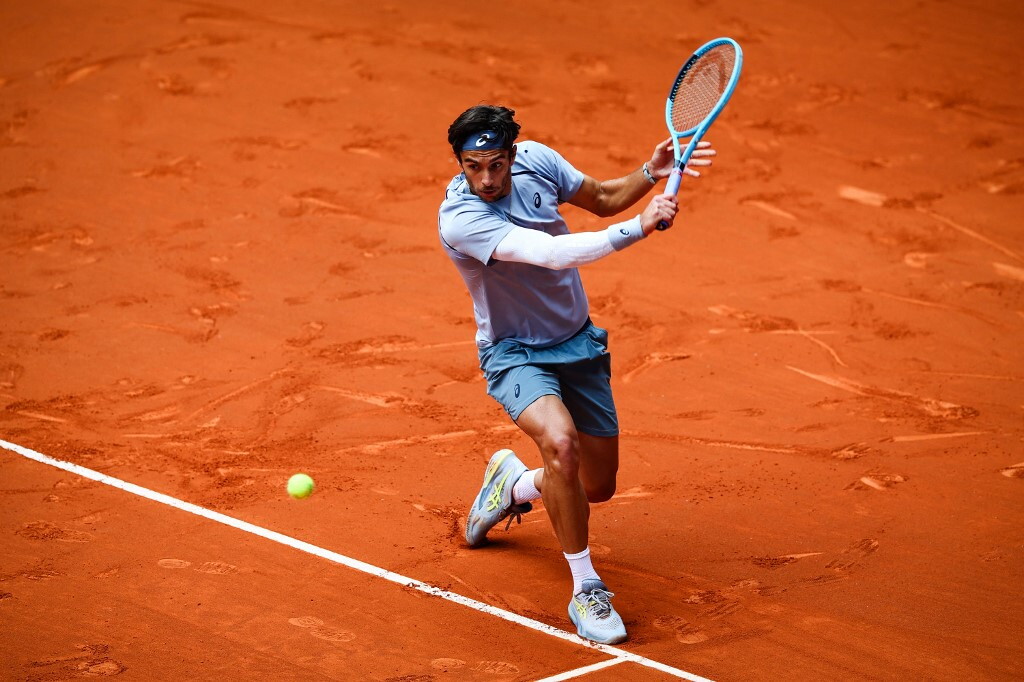 Torneo di Madrid, Musetti passa agli ottavi di finale. E fra poco scende in campo Sinner