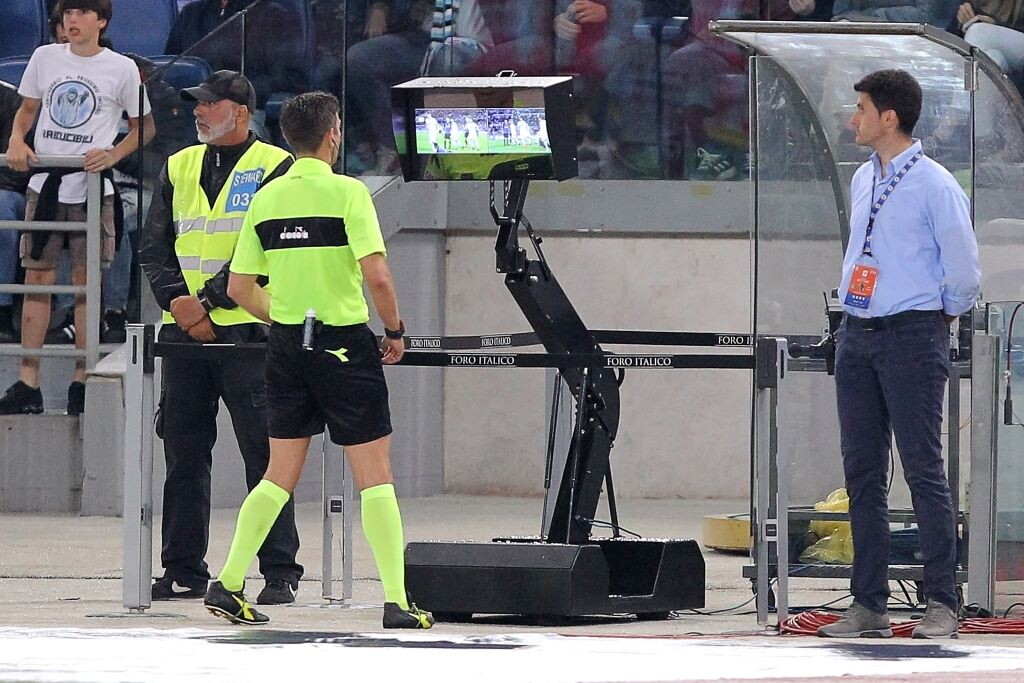 Inchiesta sugli arbitri, la denuncia: “Licenziato senza scrupoli”