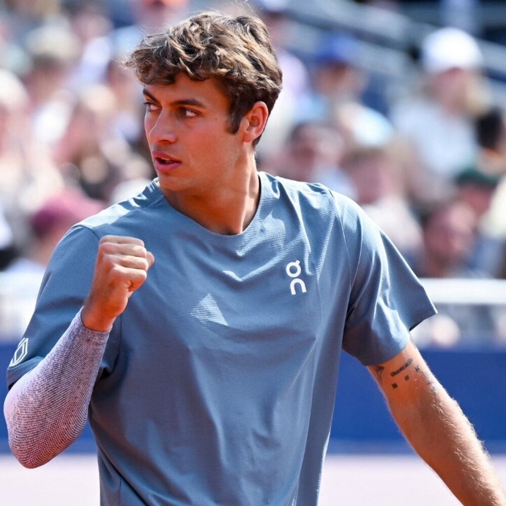 Madrid speaks Italian, Sinner and Cobolli fly to the quarterfinals