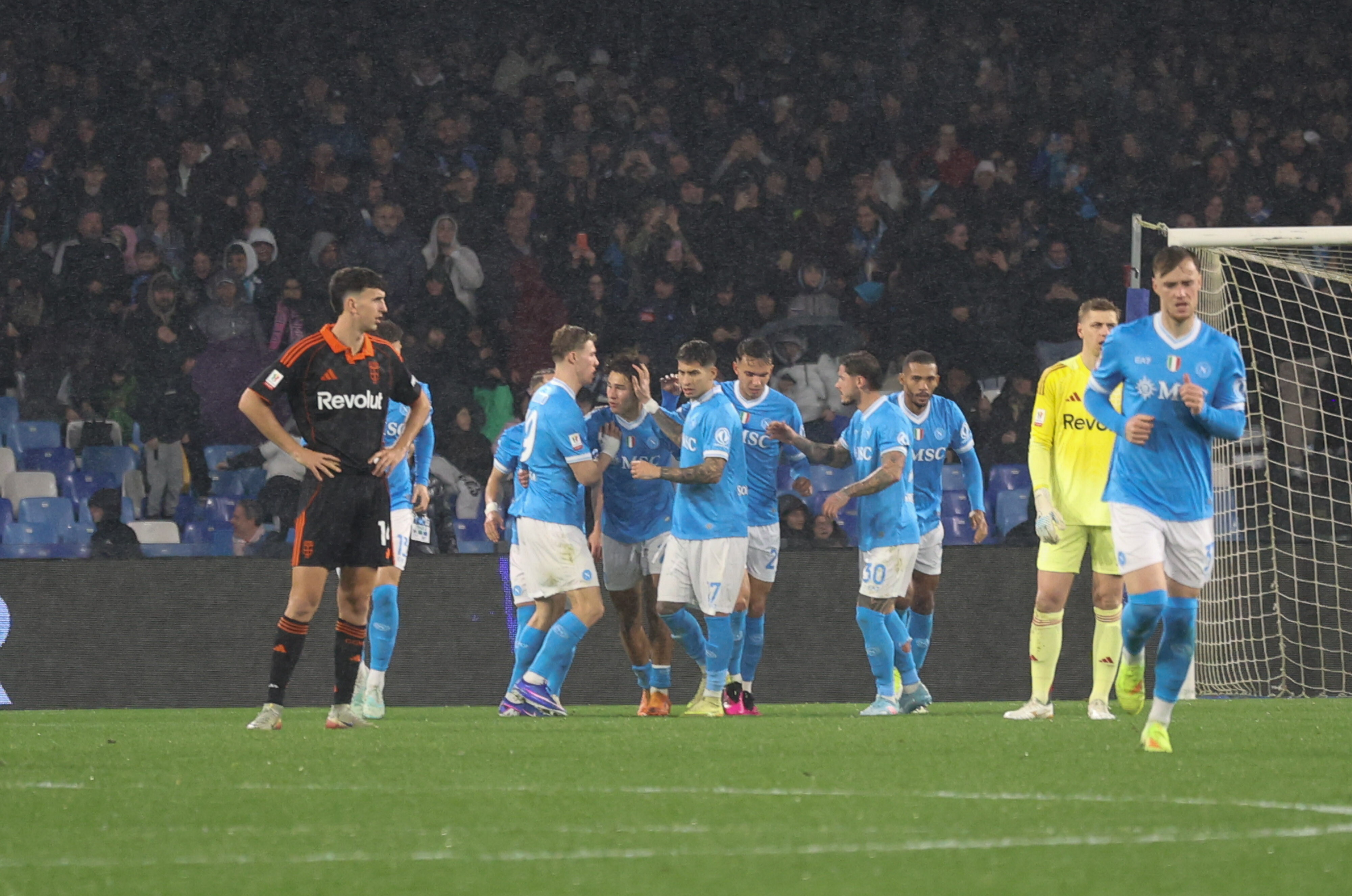 Como-Napoli finisce 0-0. L'inter a un punto dallo scudetto