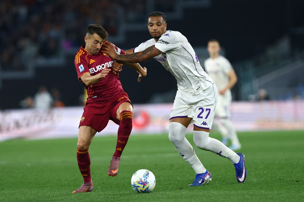 La Roma travolge la Fiorentina e sogna la Champions