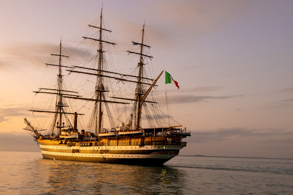 L'Amerigo Vespucci riprende il tour mondiale