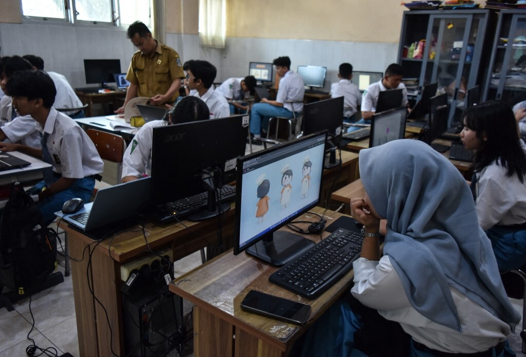 Singapore, fustigazioni per i bulli nelle scuole