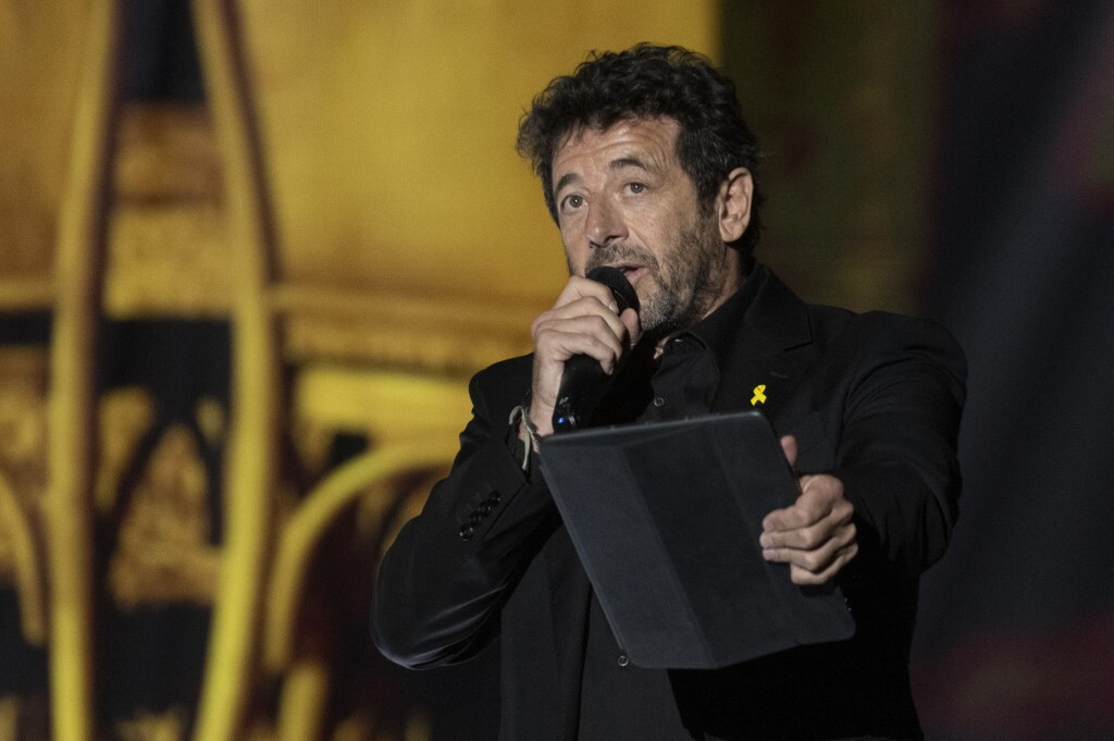 L'attore francese Patrick Bruel respinge le accuse di stupro: “Mai costretto una donna”