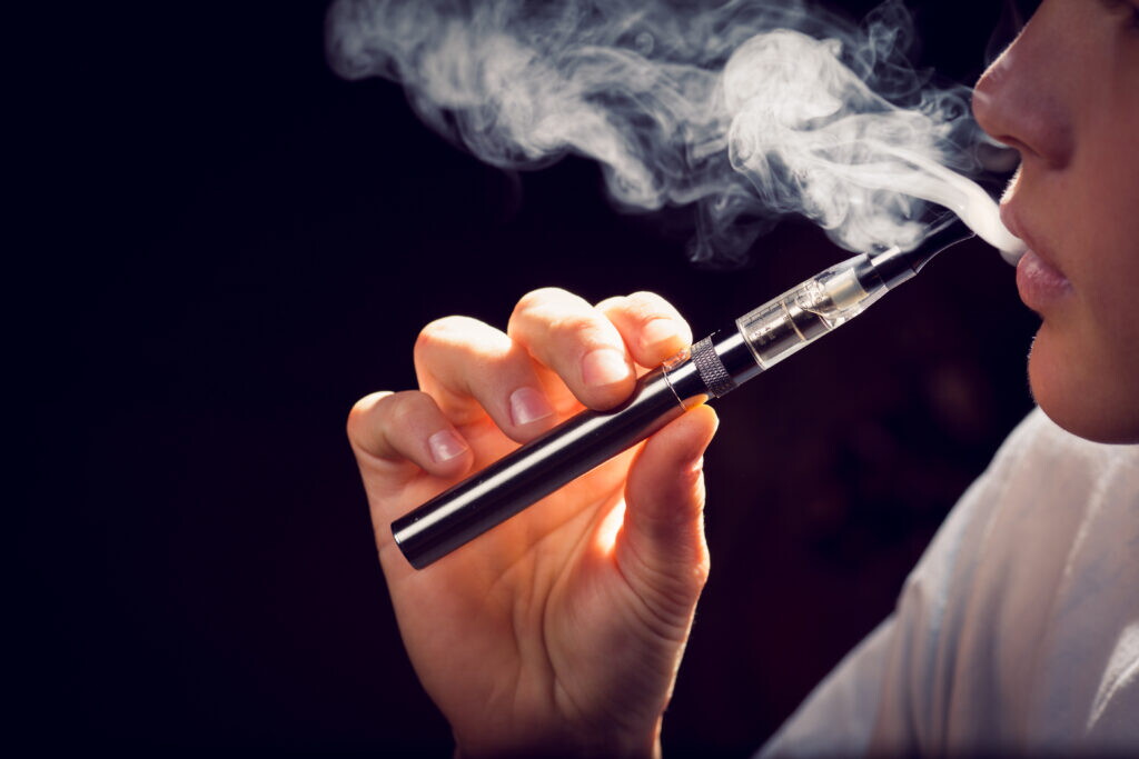Studio, le e-cig alla nicotina possono aiutare a smettere