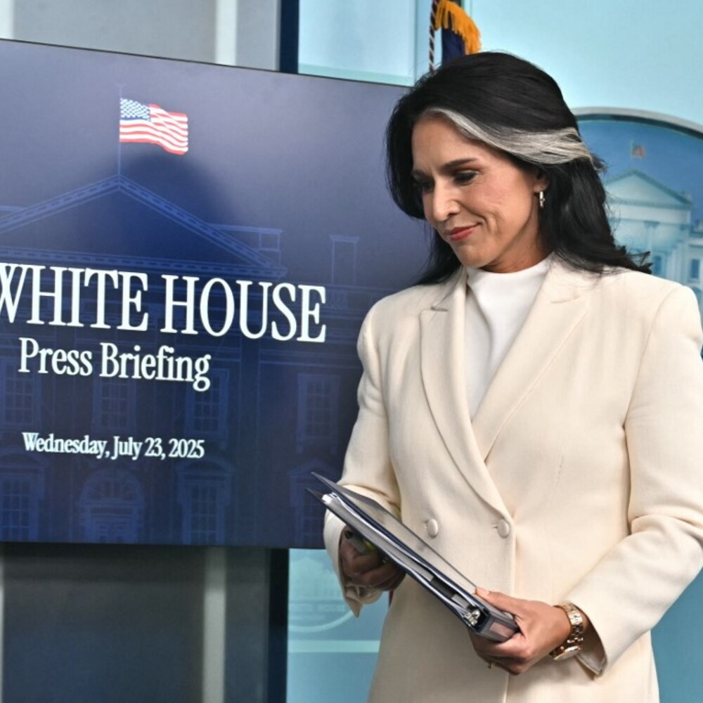 Tulsi Gabbard leaves National Intelligence. Trump: "We will miss you"