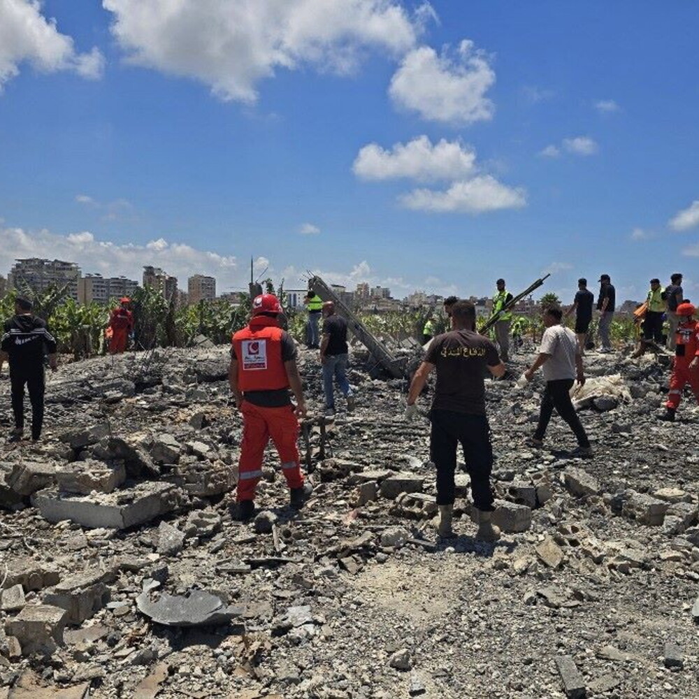 Israel confirms killing of Hamas military chief. The offensive in Lebanon continues